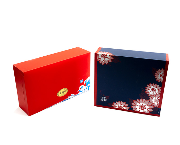 Red wine and tea packaging